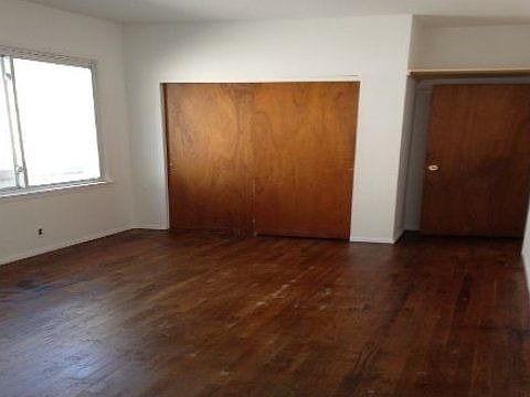 2nd image of 9216 37th Ave