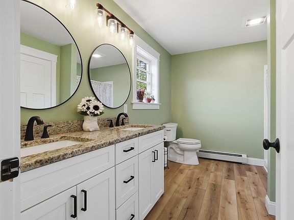 5th image of 11 Alden Pines Drive #12