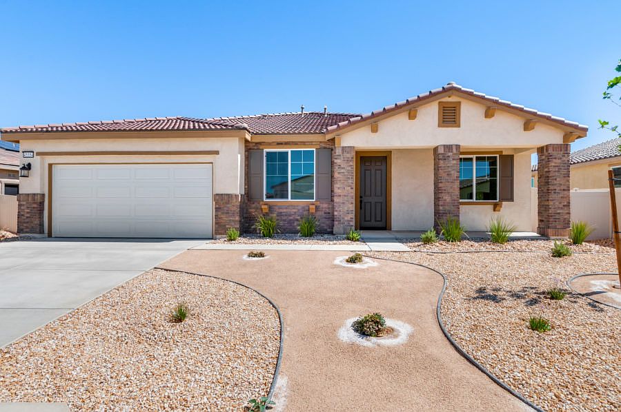 1st image of 1758 E Holguin St #6Q6Y5T