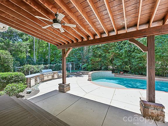 5th image of 100 Mary Mack Ln