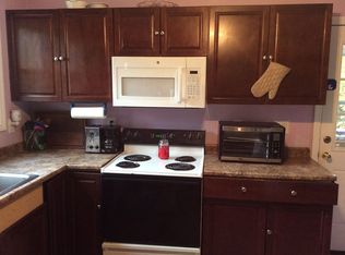 3 Matuk Dr, Hyde Park, NY 12538