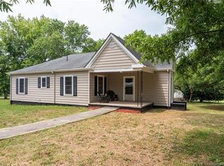 1221 Williams Estate Dr, Lancaster, SC 29720