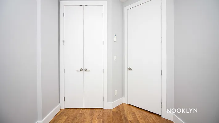 Rented by Nooklyn NYC LLC | media 59