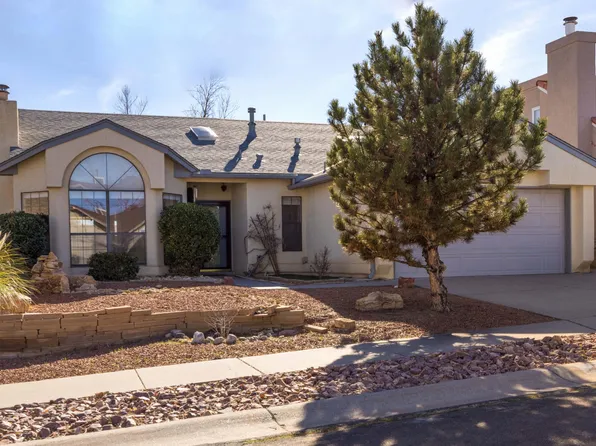 4332 Hillspire Ave NW, Albuquerque, NM 87120