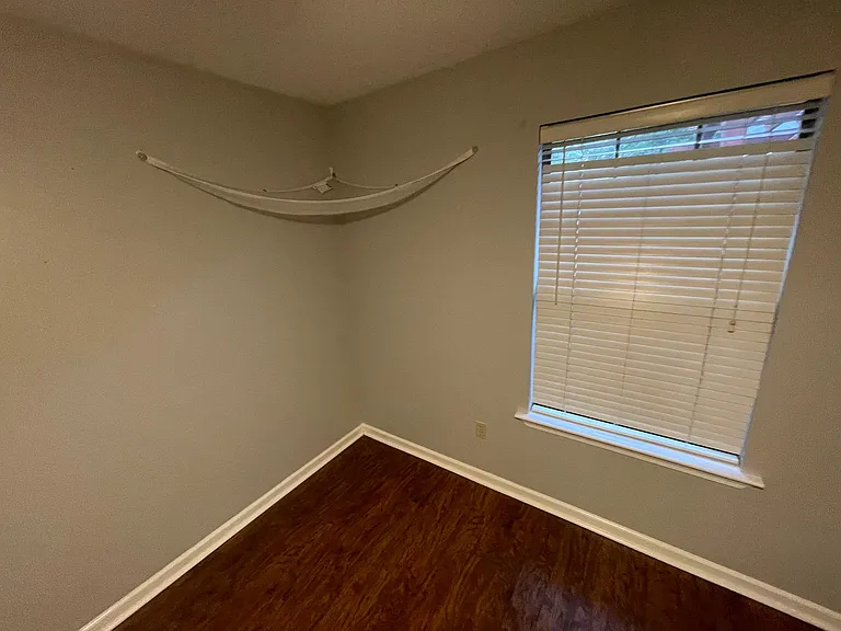 1717 Point West Dr — Photo 38