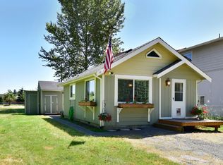 414 A St, Blaine, WA 98230