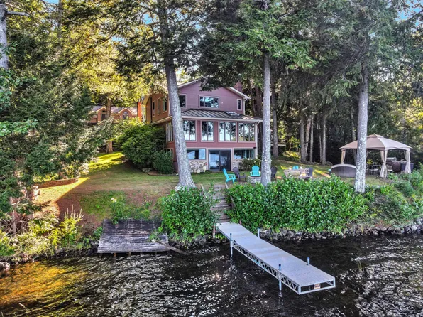 45 N North Gayton Lane, Winthrop, ME 04364