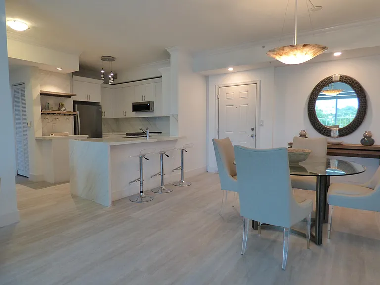 802 Windward Way #303 — Photo 2