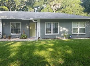 15533 Woodway Dr, Tampa, FL 33613