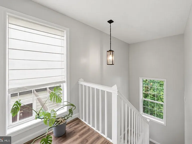 10118 Oakton Terrace Rd #10118 — Photo 4