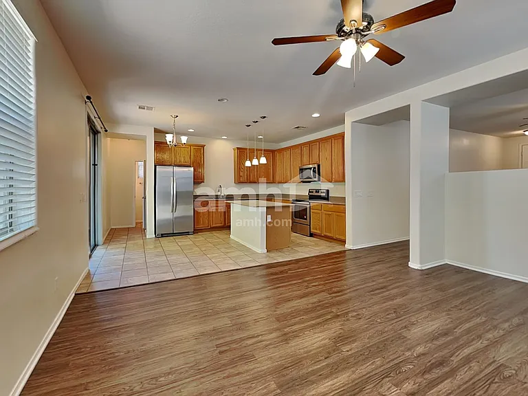 3542 E Terrace Ave — Photo 7
