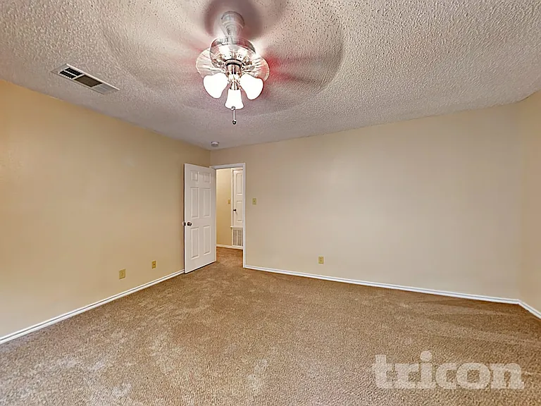 8055 Chestnut Cedar Dr — Photo 8