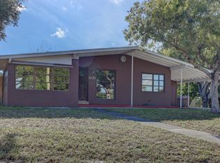 1020 W Pine St, Lantana, FL 33462