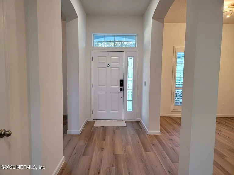 108 Findhorn Ct — Photo 2