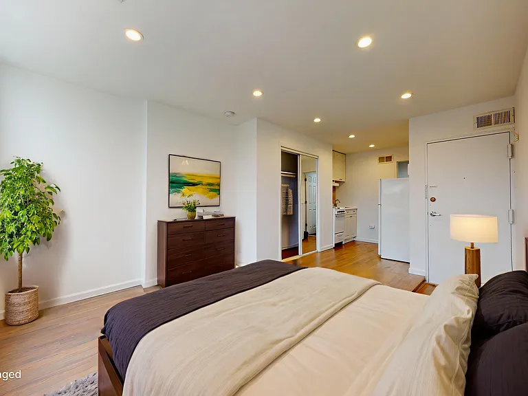 253 3rd St #2D — Photo 3