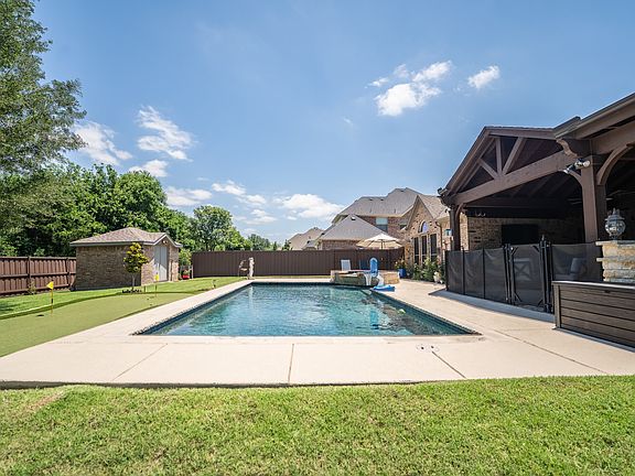 2nd image of 10514 Huffines Dr