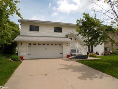 2208 Dubois Cir, Marshalltown, IA, 50158