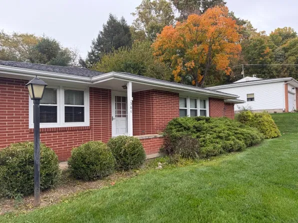 301 Marita Dr, Mount Vernon, OH 43050