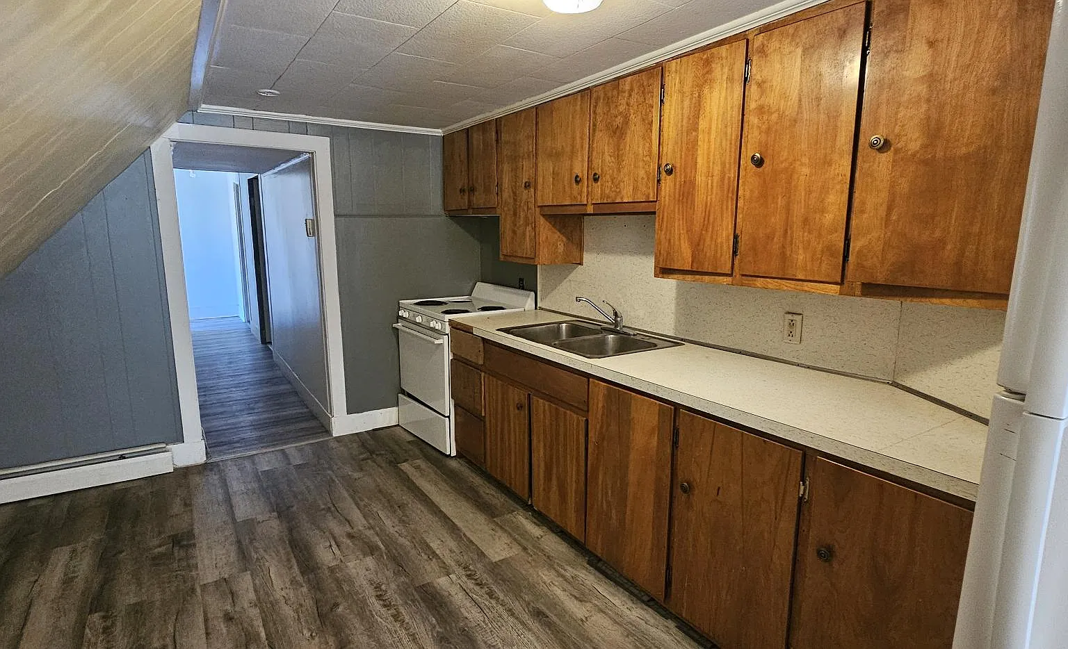 2 bed, $950 — Photo 4