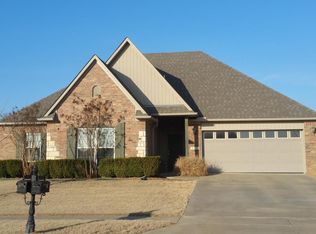 3624 W Mountain View Dr, Fayetteville, AR --