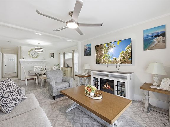 3rd image of 42 Mineral Springs Rd