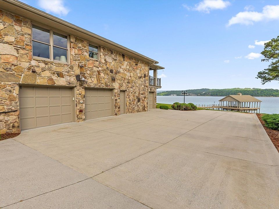 34th image of 4919 Bal Harbor Cir