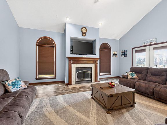 4th image of 11943 Thrailkill Rd