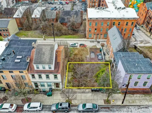 107 Mulberry St, Cincinnati, OH 45202