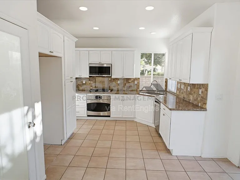 28075 Daydream Way — Photo 6