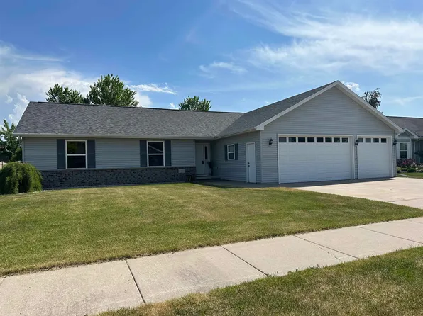 1451 Kevin Dr, Kaukauna, WI 54130