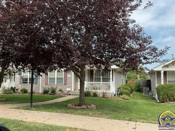 4712 SW 30th St, Topeka, KS 66614