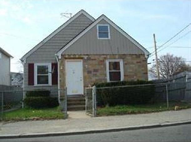 1st image of 102 Berkshire St