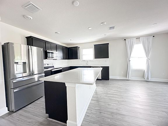 3rd image of 4628 Indigo Way