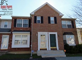 613 Candlestick Ln, Newark, DE 19702