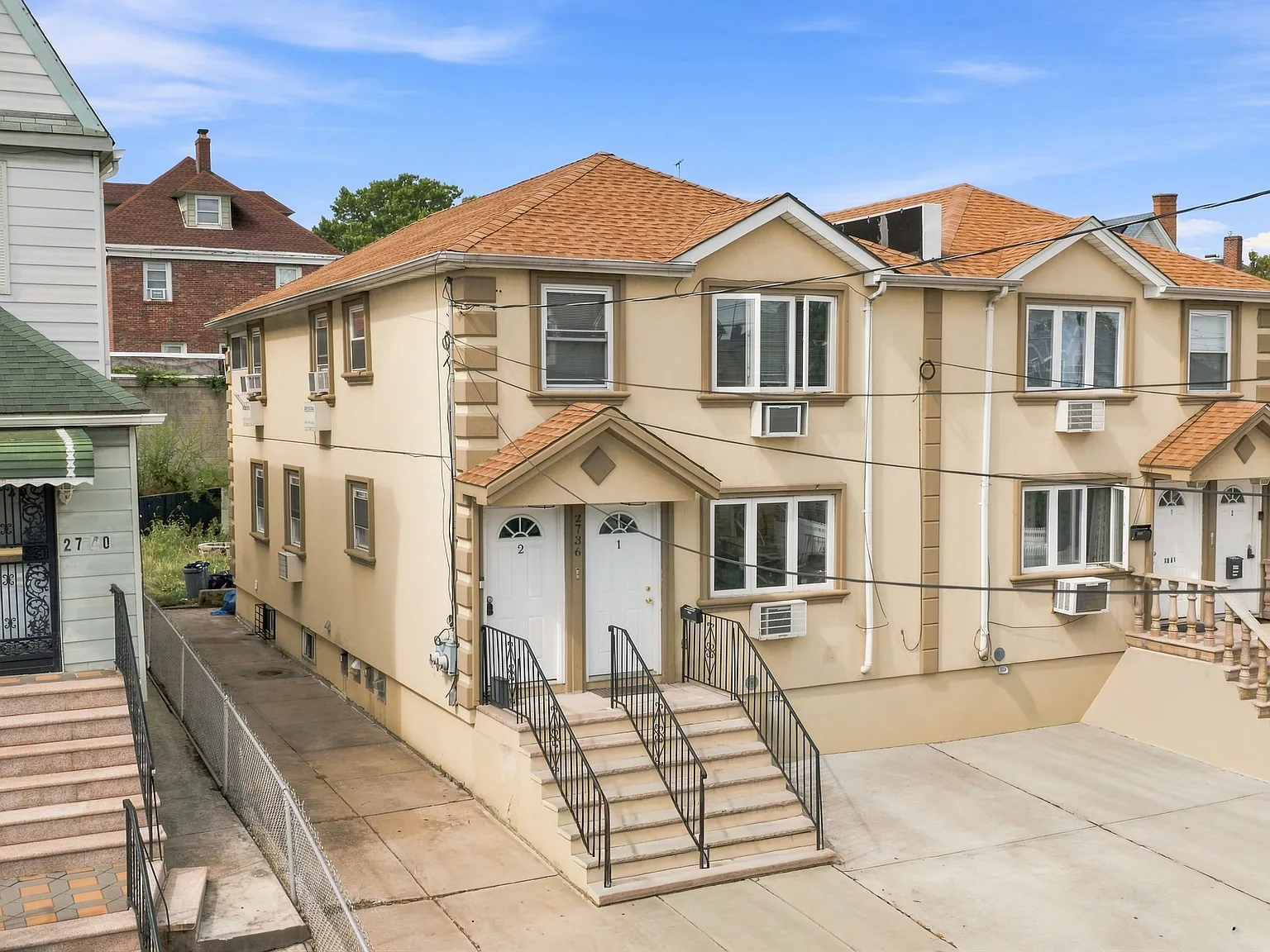 27-36 Curtis Street — Photo 1
