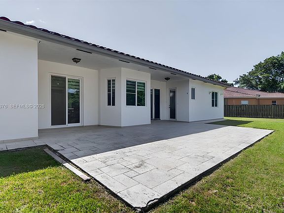 3rd image of 26602 SW 149th Ct