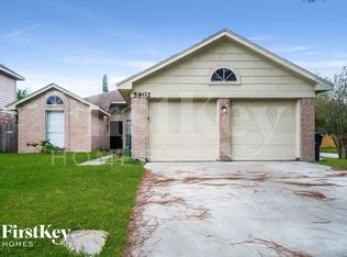 5902 Quail Village Dr, Houston, TX 77053