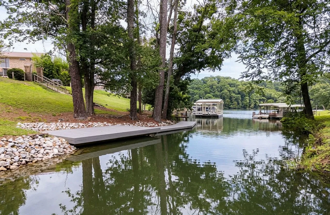756 Shasteen Hollow Rd — Photo 3