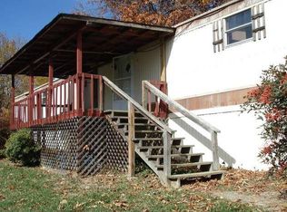 4 Joy Ln, Candler, NC 28715