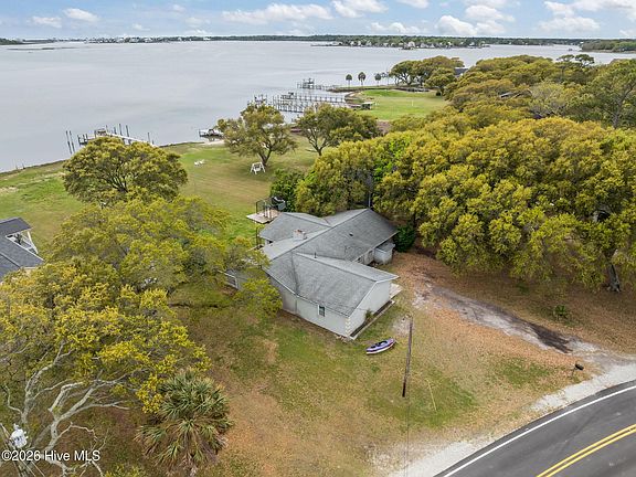 5th image of 246 Swan Point Road