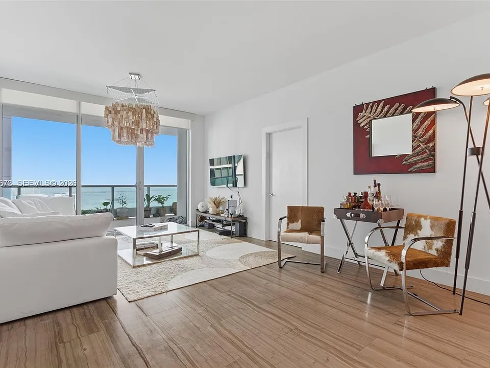 900 Biscayne Blvd #4308