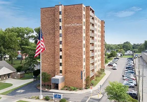 3rd image of 20800 Wyoming Ave #10724