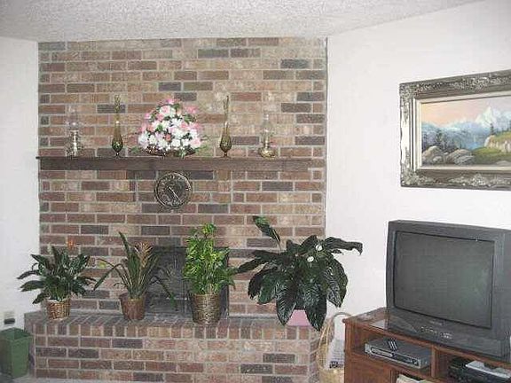 3rd image of 4255 Sunbury Dr