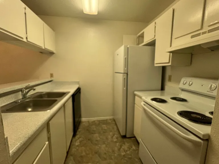 Cypresswood Apartments — Photo 43
