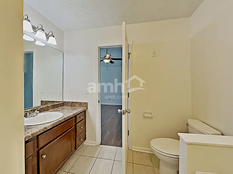 505 Allens Landing Ct — Photo 15