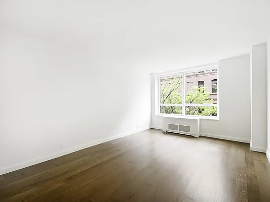 Rented by Sotheby's International Realty | media 30