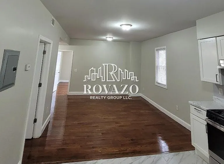 452 Irvine Turner Blvd #2 — Photo 3