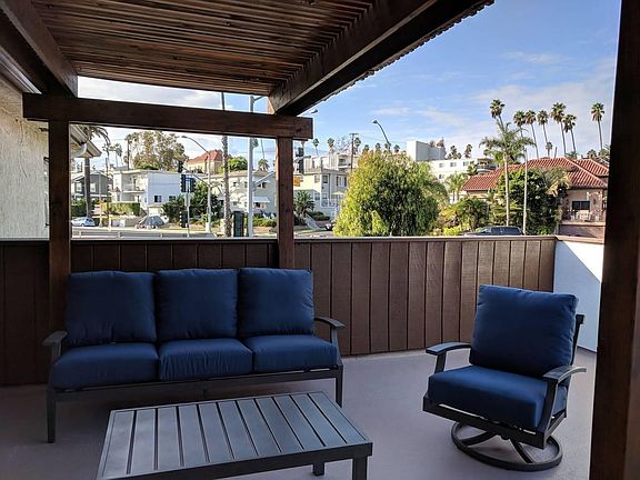 3rd image of 164 Ximeno Ave #164