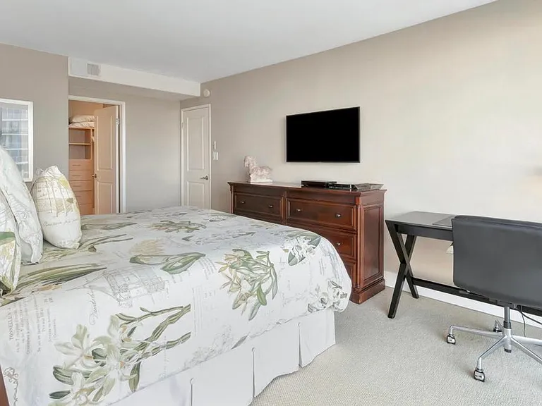 1760 Avenida Del Mundo #410 — Photo 4