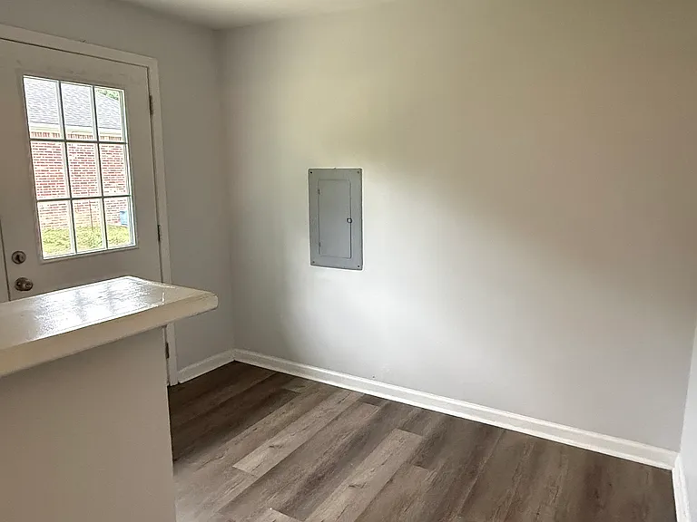 30 Center Rd #A — Photo 7